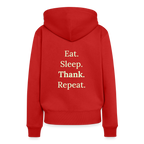 Design-Hoodie „Eat. Sleep. Thank. Repeat.“ für Damen aus Bio-Baumwolle, Farbe: rot - Dankfabrik.